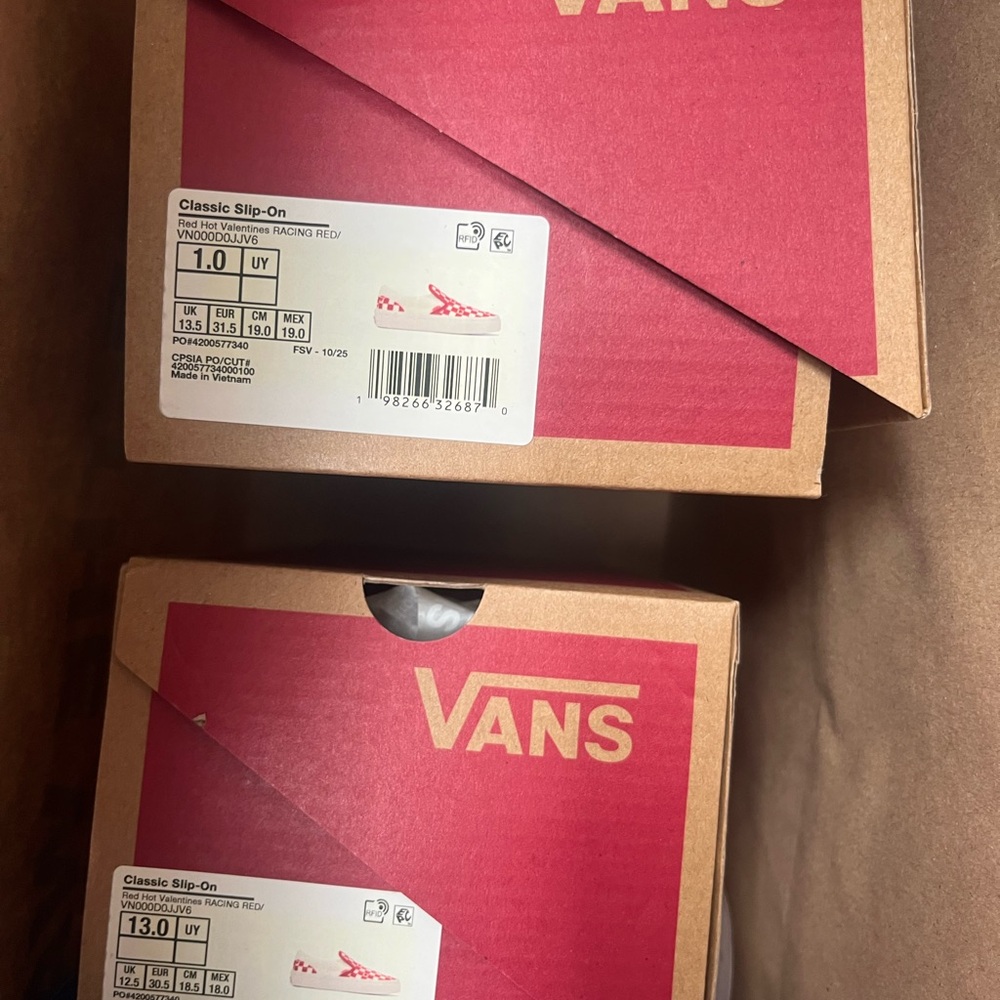 Vans Little Kids Classic Slip-On Checkerboard Shoe heart valentines VN000D0JJV6 - Picture 5 of 5